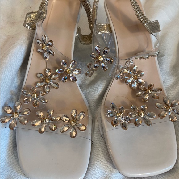 Rhinestone Slingback Sandals. - Picture 6 of 12